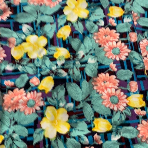 LuLaRoe tween leggings - Picture 2 of 2